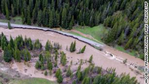 What caused Yellowstone&#39;s &#39;unprecedented&#39; flooding? Scientists saw it coming