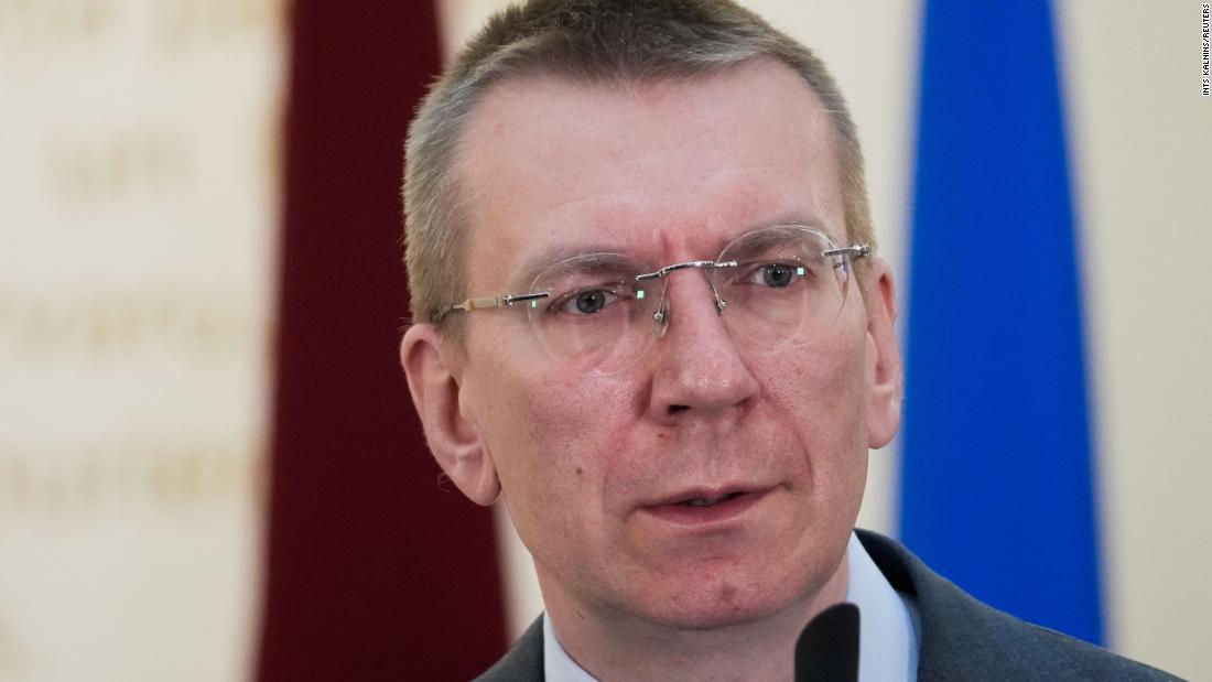Latvijas ārlietu ministrs sacīja, ka Eiropas līderiem nav jābaidās provocēt Putinu un nevajadzētu mudināt Ukrainu piekāpties