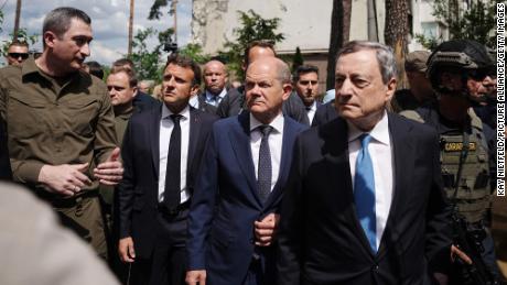 Leaders of Europe&#39;s biggest countries on Kyiv mission to smooth tensions