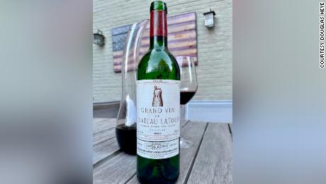 Heye comprou esta garrafa de Château Latour de 1990 e a deixou intacta por 23 anos.
