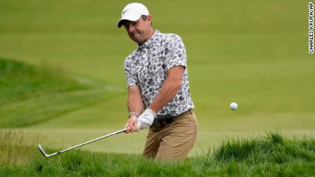 US Open: McIlroy slams club into sand after bunker-to-bunker nightmare but miraculously saves par