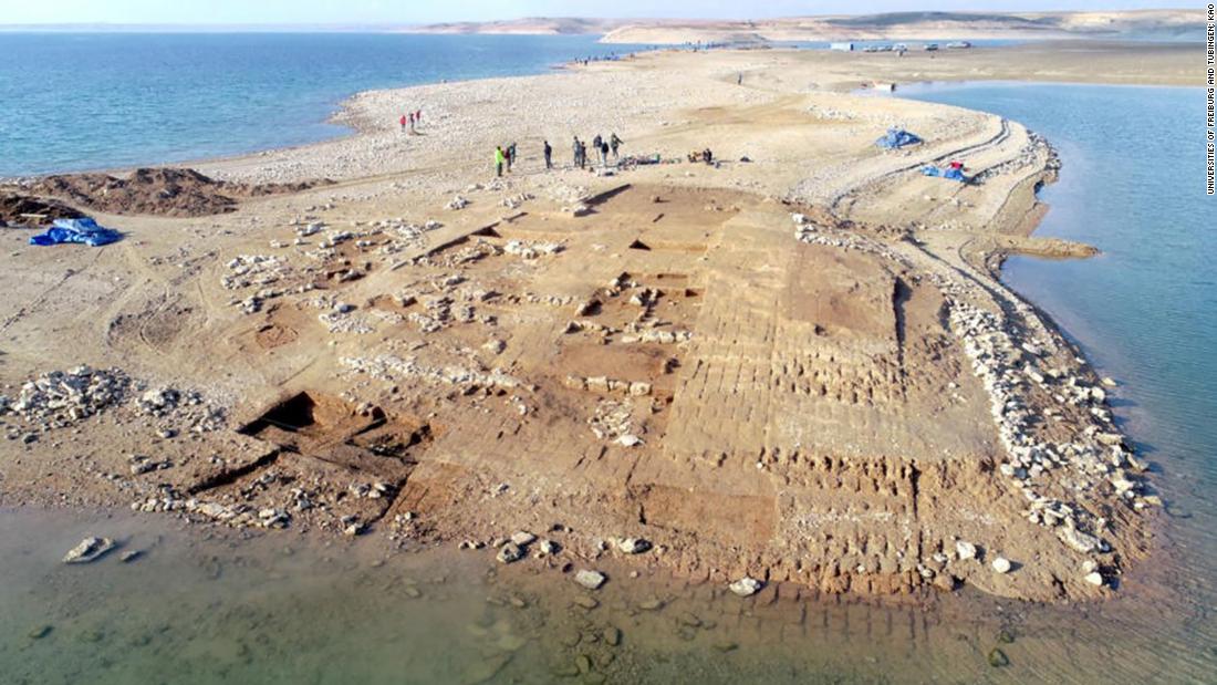 220617145013 01 ancient iraq city unearthed drought super tease.
