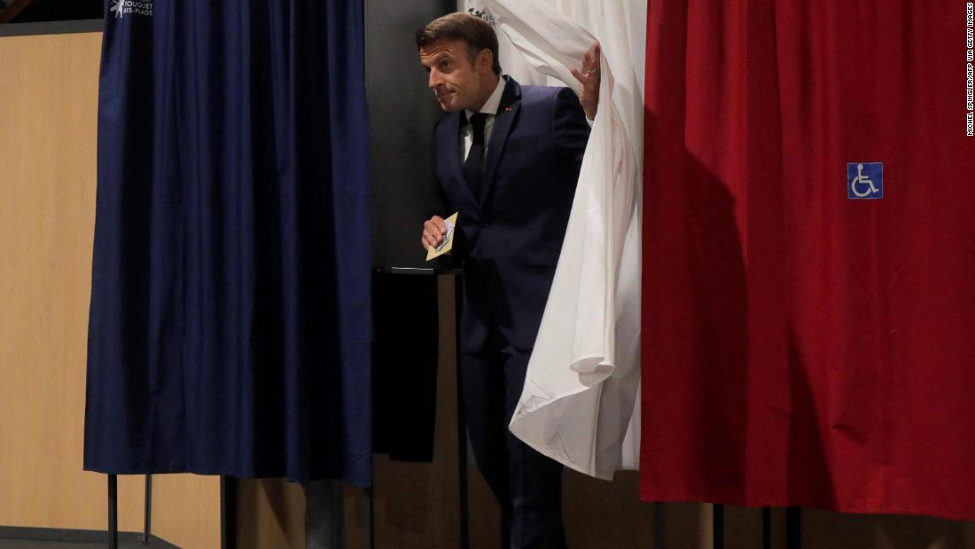 Élections françaises : la coalition de Macron perd la majorité absolue aux élections législatives, reste la plus grande coalition