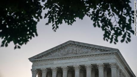 Supreme Court says certain gun crimes are not &#39;crimes of violence&#39; under federal law