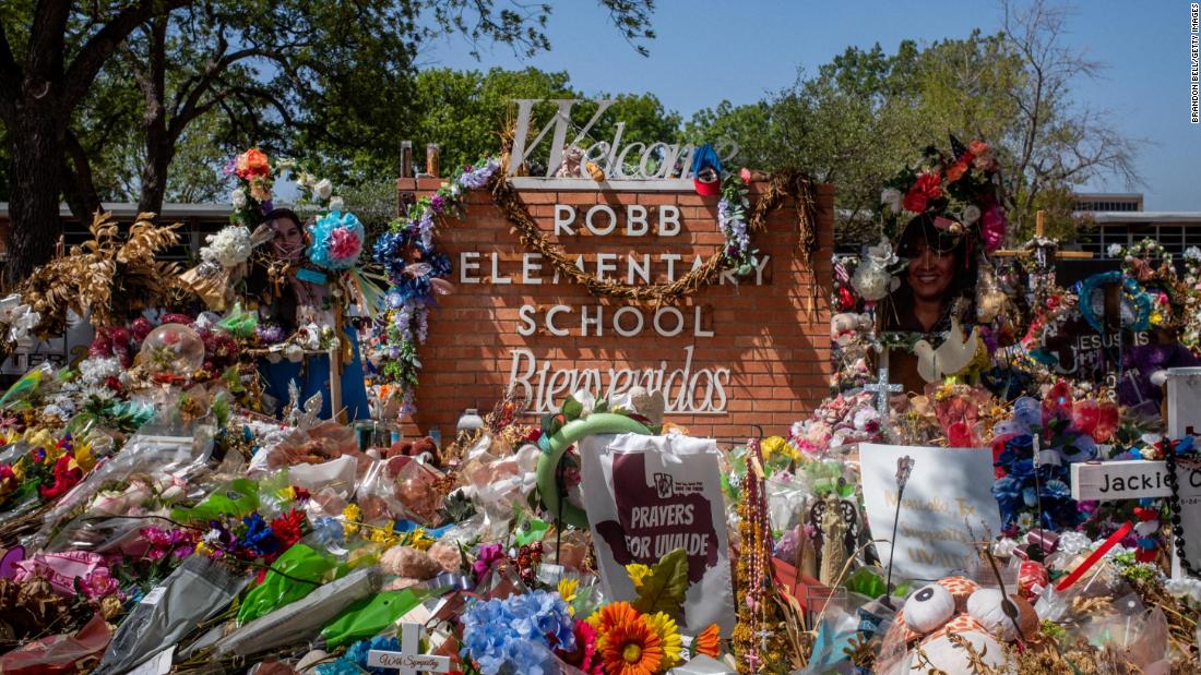 Tiroteo en la escuela primaria de Wolde: el director de seguridad pública de Texas llama a la respuesta de la policía un «fallo grave»