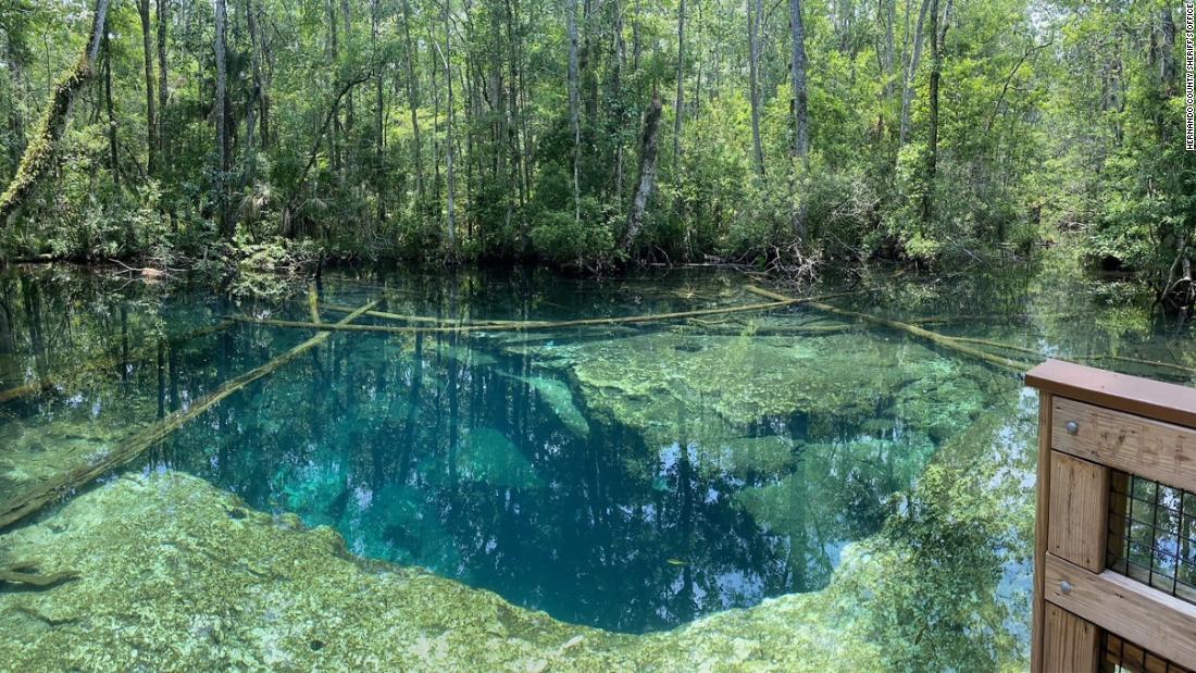 Authorities in Florida are investigating the deaths of 2 cave divers