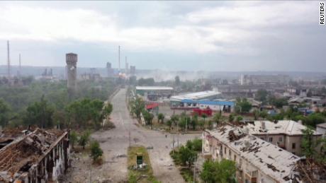 Ukrainian city of Severodonetsk now 'completely under Russian occupation' 