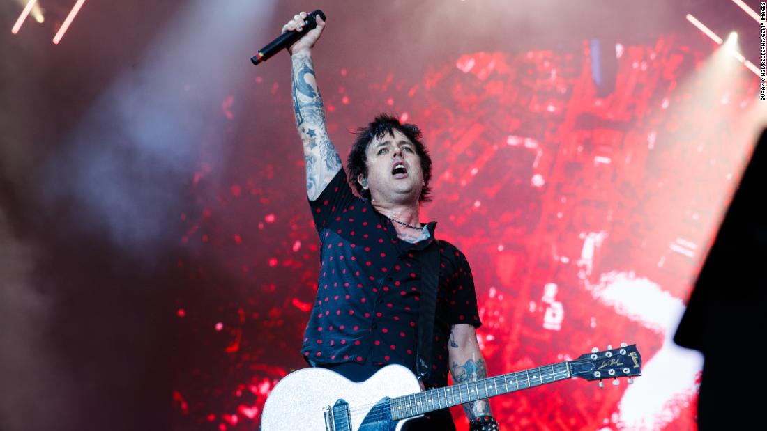 Billie Joe Armstrong says he’ll renounce US citizenship over Roe v. Wade reversal