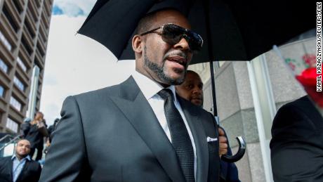 Jury seated in Chicago federal trial for R. Kelly and two former associates