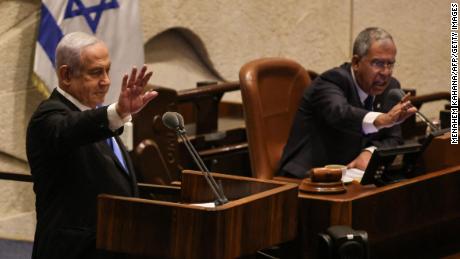 Il parlamento israeliano vota per scioglierlo, portando alle quinte elezioni in quattro anni