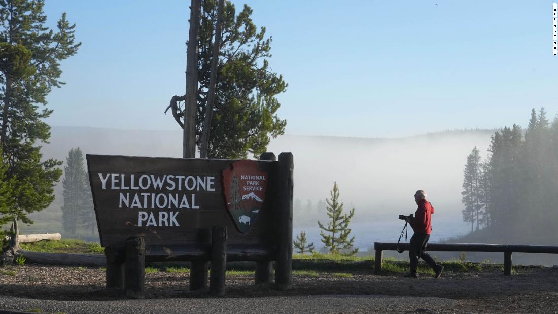 Yellowstone plans to reopen its north loop and do away with a limited capacity system