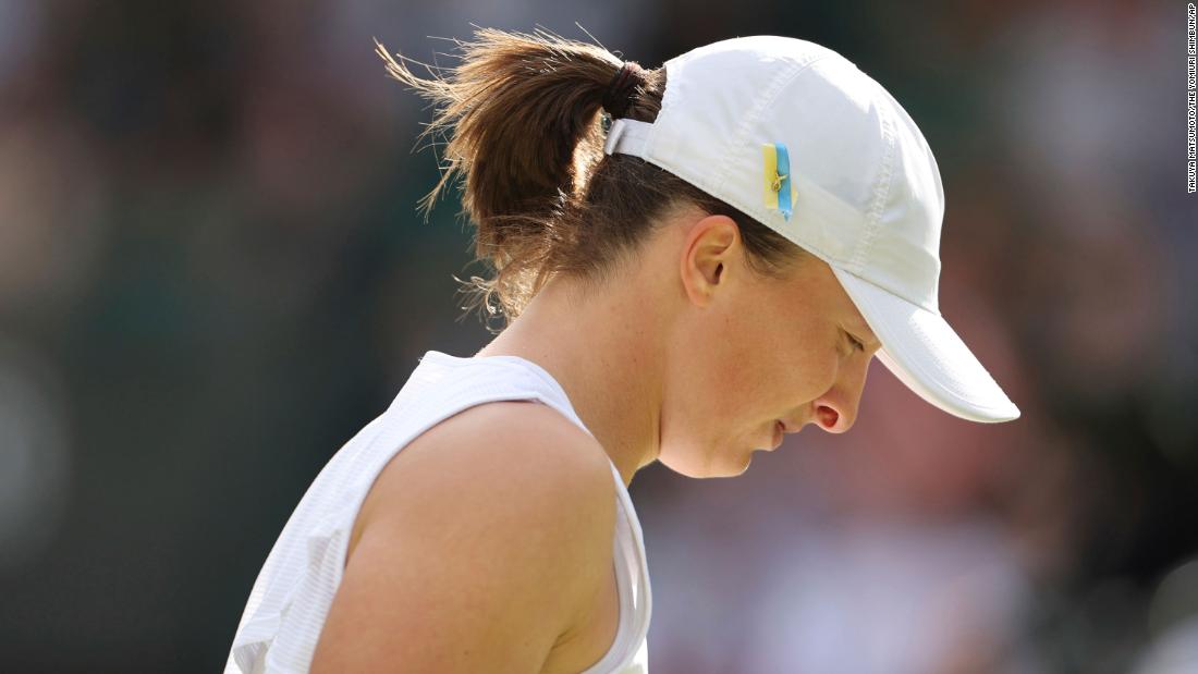 Polish tennis star Iga Swiatek’s winning streak ends in defeat by France’s Alizé Cornet at Wimbledon