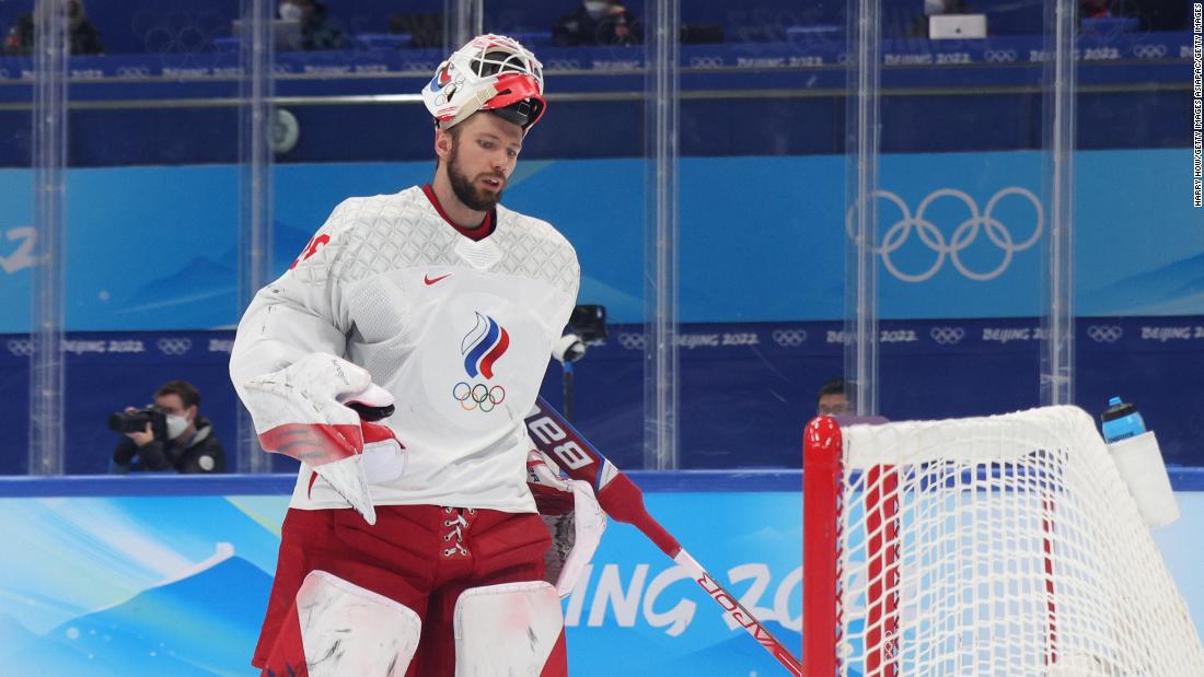 Russian hockey player detained in Russia for allegedly evading military service, per reports