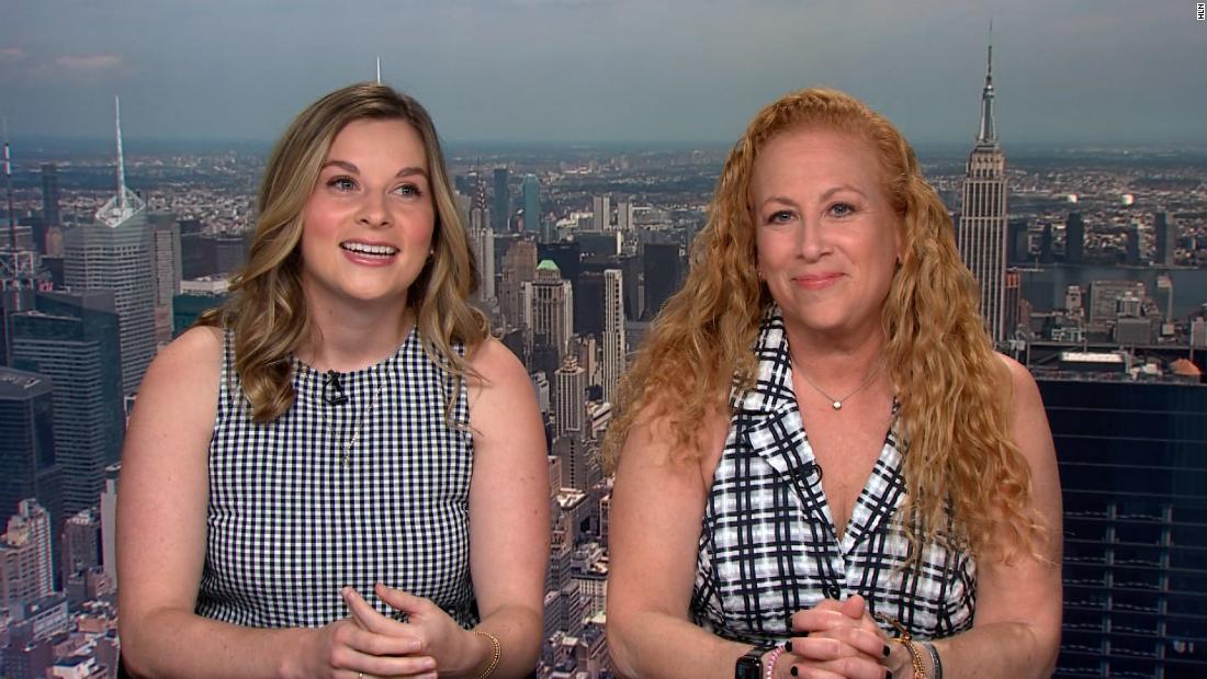 Jodi Picoult and Samantha Van Leer’s ‘Between The Lines’ makes Broadway debut – CNN Video