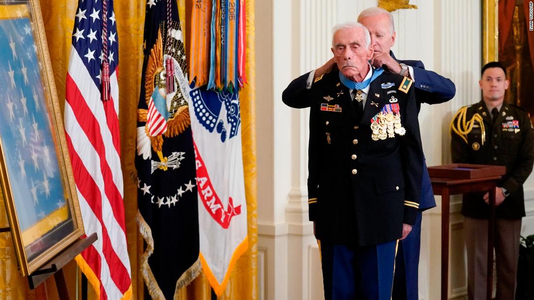 Biden Awards 4 Vietnam Veterans With The Medal Of Honor Cnnpolitics