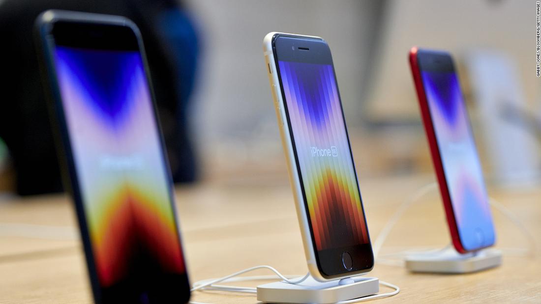 Apple's profit declines nearly 11%
