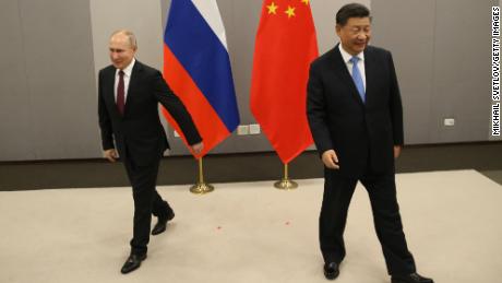 El presidente ruso Vladimir Putin y el líder chino Xi Jinping en Brasil en 2019.