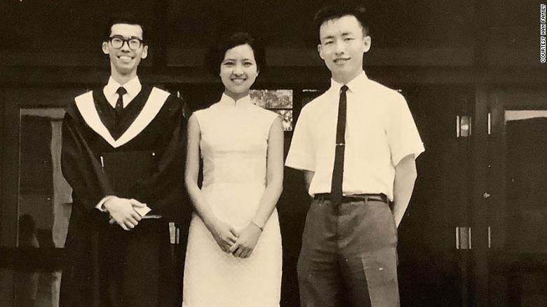 The writer&#39;s father, Ing-Ning &quot;John&quot; Han, right, stands with classmates on graduation day in 1970 at National Chengchi University in Taiwan. 