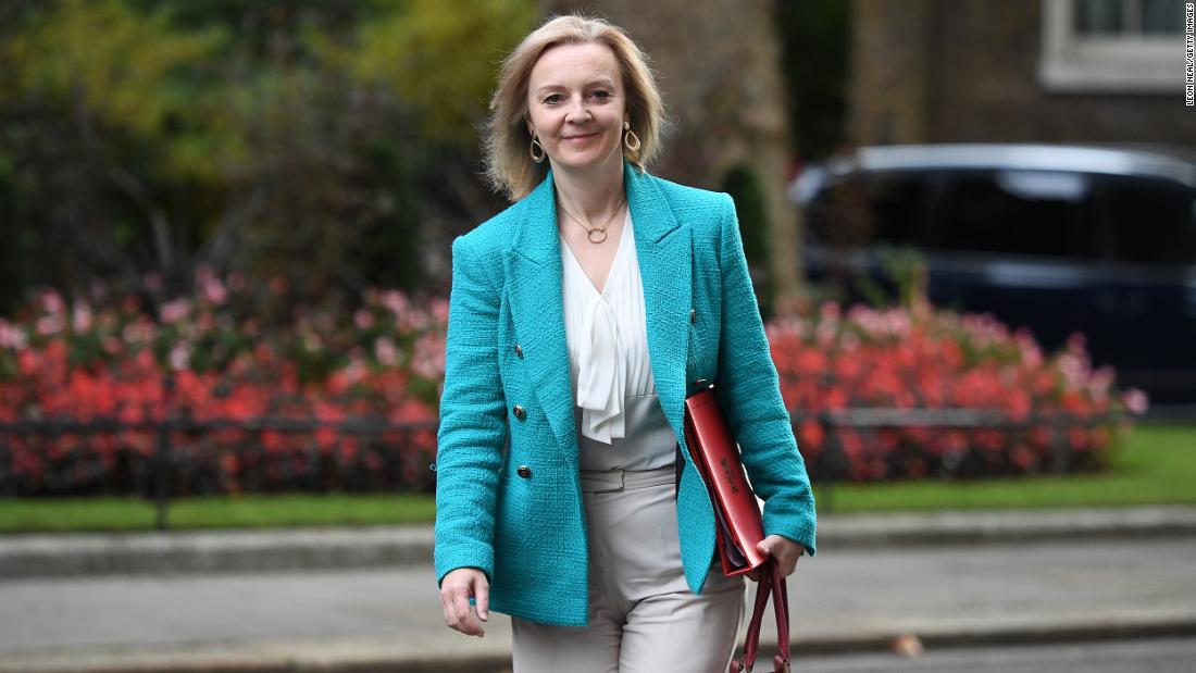 Liz Truss, secretaria de Relaciones Exteriores del Reino Unido, lanza candidatura para primer ministro