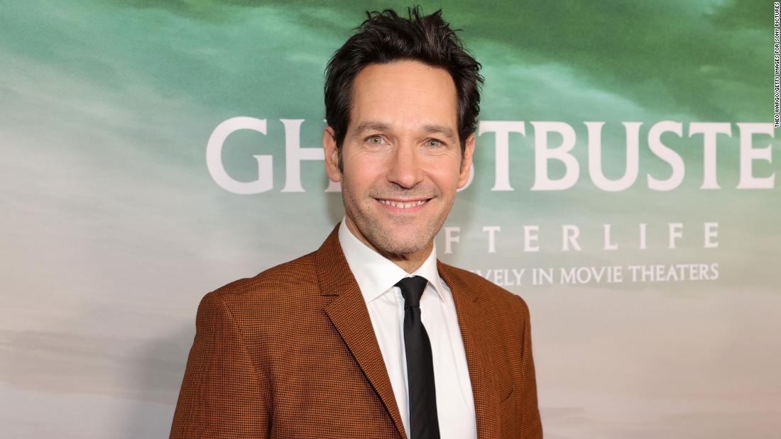Paul Rudd FaceTimes 12-year-old boy after classmates refuse to sign his yearbook
