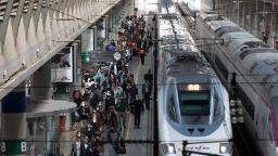 İspanya, Eylül ayından itibaren ücretsiz çoklu yolculuk tren yolculuklarını tanıtacak