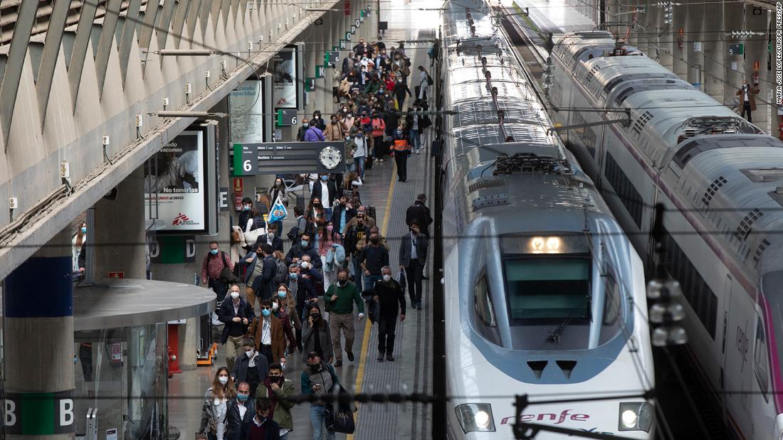 Spain to make some train journeys free from September