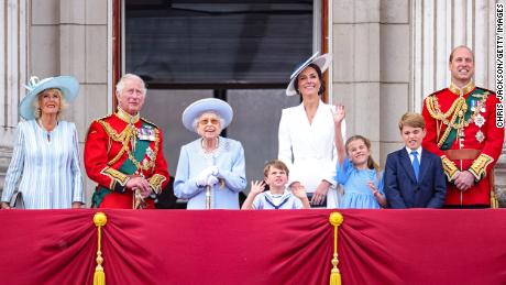 Members of the royal family watch an RAF flypast on the balcony of Buckingham Palace during the Trooping the Colour parade on June 2, 2022, as part of the  Queen&#39;s platinum jubilee celebrations.