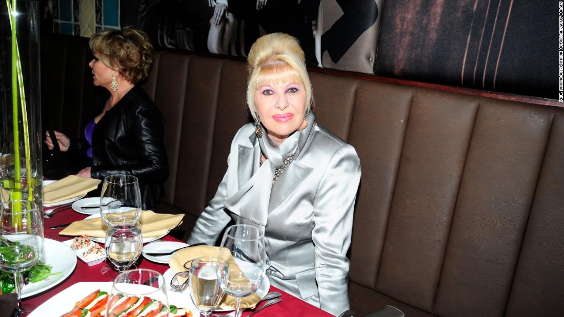 Ivana Trump en deuil aux funérailles de New York