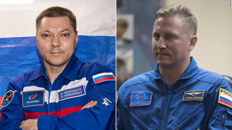 SpaceX rockets to fly Russian cosmonauts with new NASA deal