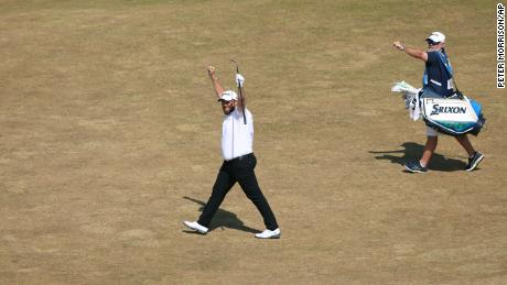 Lowry celebrates his second eagle in a row on the 10th hole.