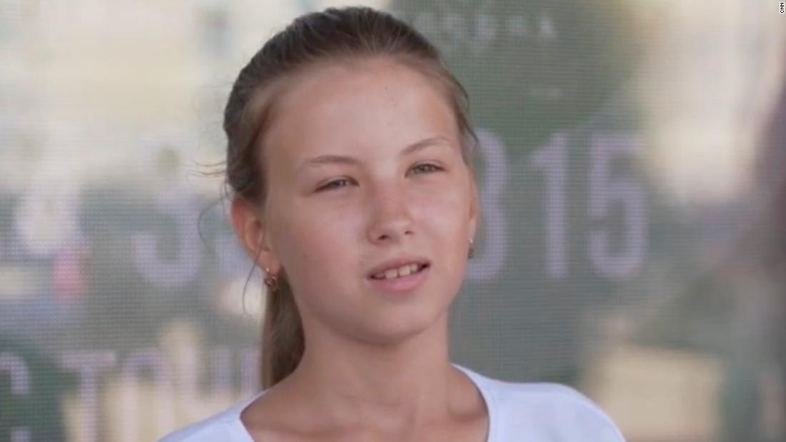 The 10-year-old checkers champion winning hearts and money for Ukraine’s army