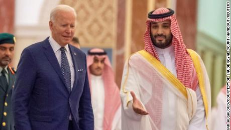 Saudi Crown Prince Mohammed bin Salman receives U.S. President Joe Biden at Al Salman Palace upon his arrival in Jeddah, Saudi Arabia, July 15, 2022. Bandar Algaloud/Courtesy of Saudi Royal Court/Handout via REUTERS ATTENTION EDITORS - THIS PICTURE WAS PROVIDED BY A THIRD PARTY     TPX IMAGES OF THE DAY