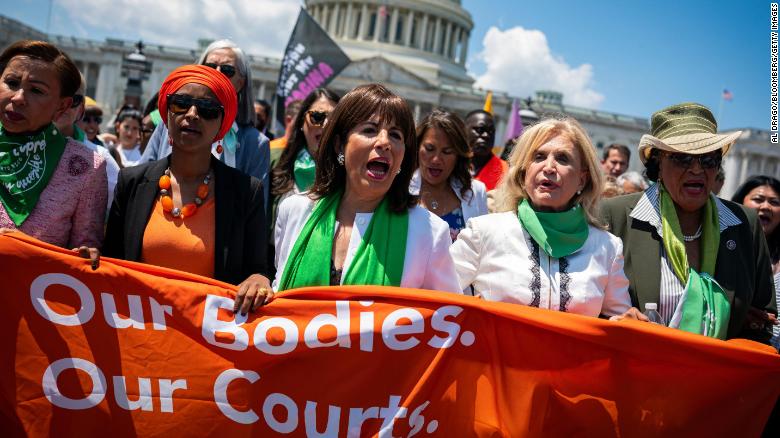 Democratic lawmakers including Ocasio-Cortez, Tlaib, Speier and more arrested in abortion rights protest in front of the Supreme Court
