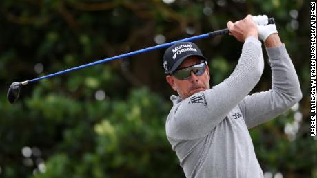 Il golfista svedese Henrik Stenson ha spogliato il capitano della Ryder Cup Europe tra i rapporti di LIV Golf