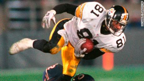 Charles Johnson comes down with a reception during a game between the Pittsburgh Steelers and the Chicago Bears in 1995. 