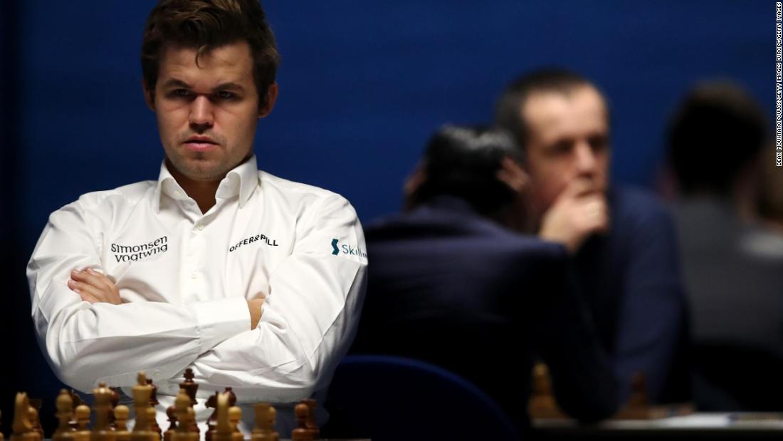 The time I played against Magnus Carlsen #chess #chessgaming #chesstik, magnus  carlsen playing chess