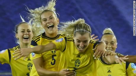 Women.  UEFA EURO 2022: Sweden beat Belgium 1-0 in a frenetic, late injury-time win