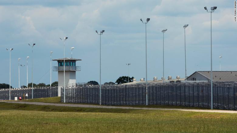 Temperatures inside Texas prison units regularly reach 110 degrees, new report says