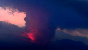 This long exposure image shows the eruption of volcano Sakurajima Sunday night, July 24, 2022, in the view from Tarumizu city, Japan&#39;s southern prefecture of Kagoshima. Japan&#39;s Meteorological Agency said a volcano on Japan&#39;s southern main island of Kyushu erupted Sunday night, spewing ash and volcanic rocks, but there were no immediate reports of damage or injuries in nearby towns. 