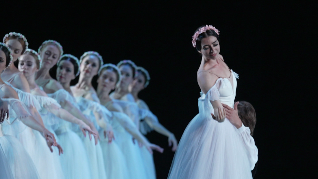 Video: Odesa Opera House keeps Ukrainian culture alive in show of defiance  – CNN Video