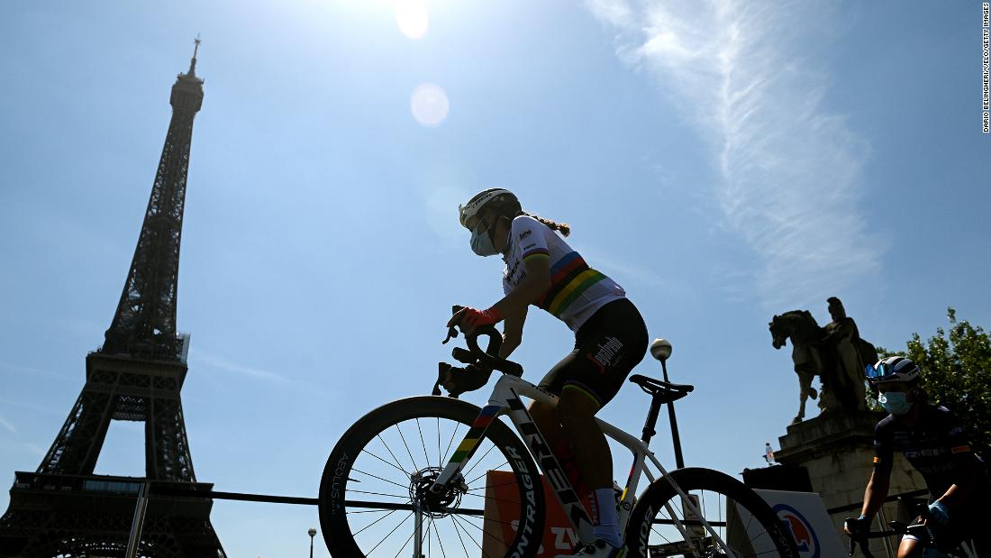 'An absolutely beautiful moment': How the inaugural Tour de France Femmes can change women's cycling