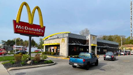 McDonald&#39;s customers shrug off higher menu prices as revenue jumps