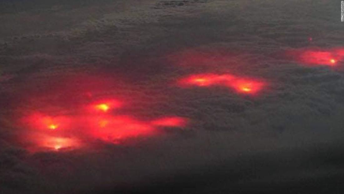 Video: Mysterious red glow over Pacific has internet guessing – CNN Video