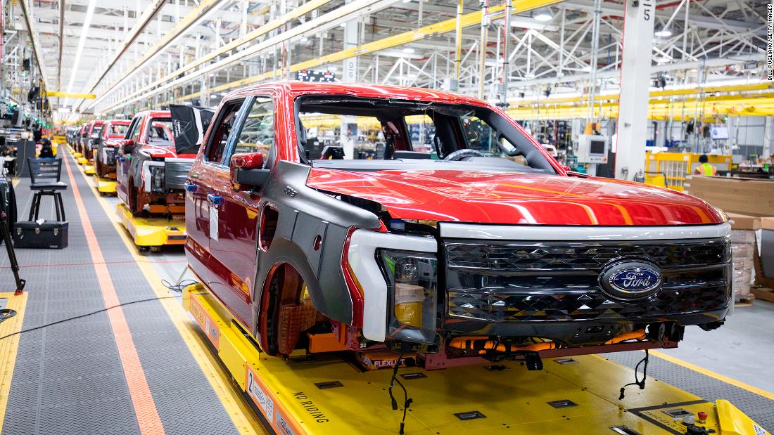 Ford earnings and revenue soar, helped by high car prices