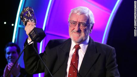 Bernard Cribbins, &quot;Doctor Who&quot; star and beloved children&#39;s entertainer, has died. 