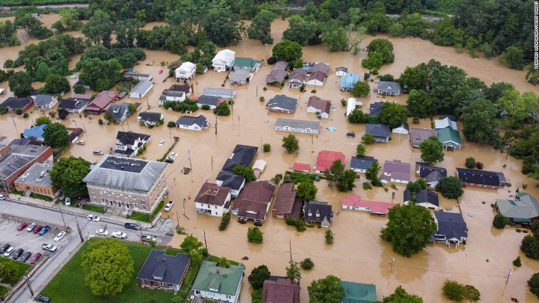 Live updates: Deadly flooding in eastern Kentucky