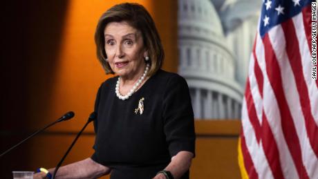 Nancy Pelosi trapt spraakmakende Azië-reis af met een bezoek aan Singapore