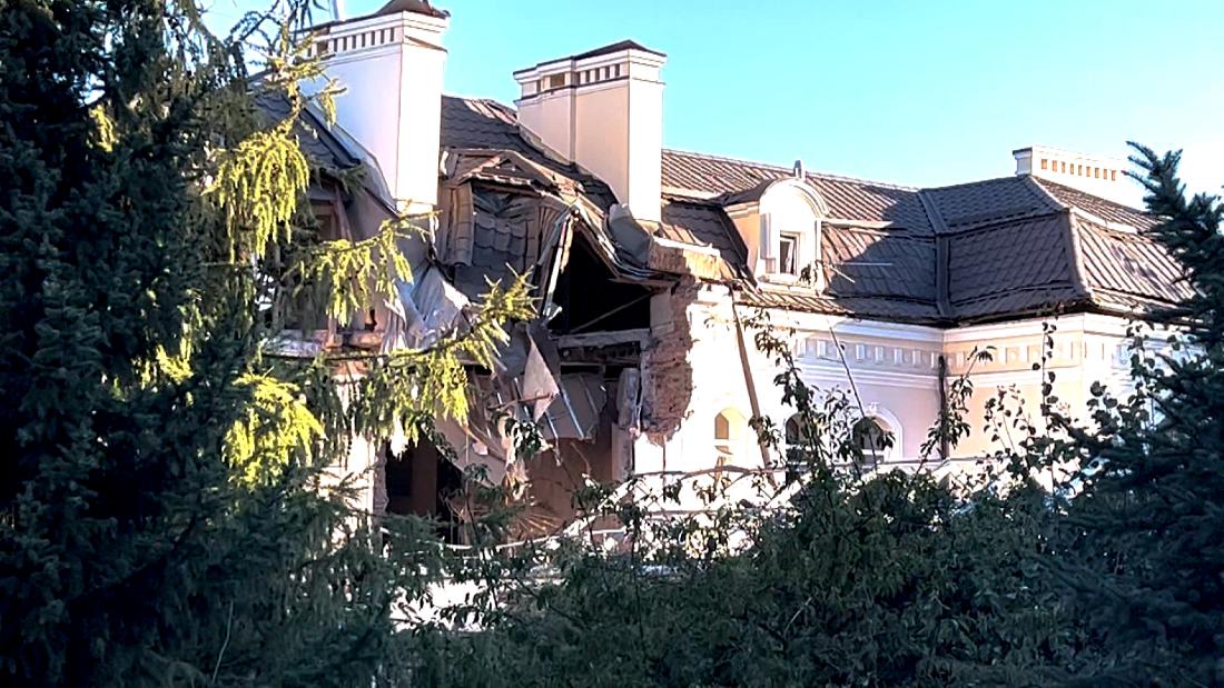 Video: Multimillionaire’s mansion hit in Russian strike – CNN Video