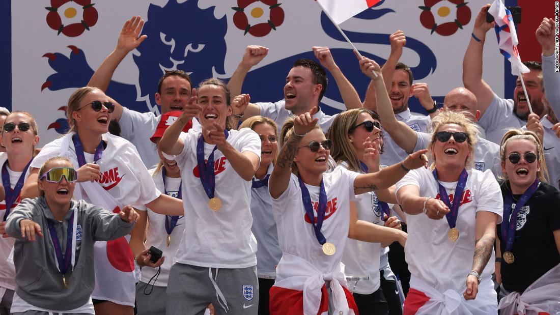 England looks to future as it celebrates Women's Euro 2022 victory at packed out Trafalgar Square