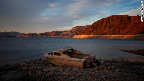 Authorities reveal new details about 3 sets of human remains found at Lake Mead